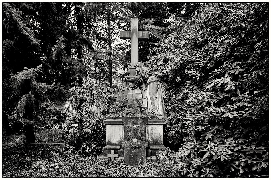 Grabmal Breuer (1899) – Friedhof Ohlsdorf