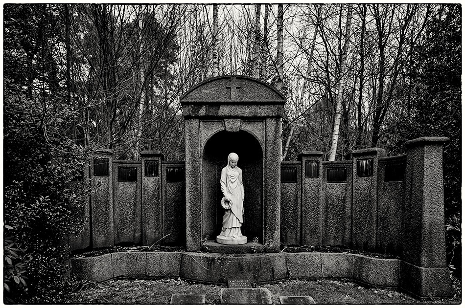 Grabmal Voss (1907) — Friedhof Ohlsdorf
