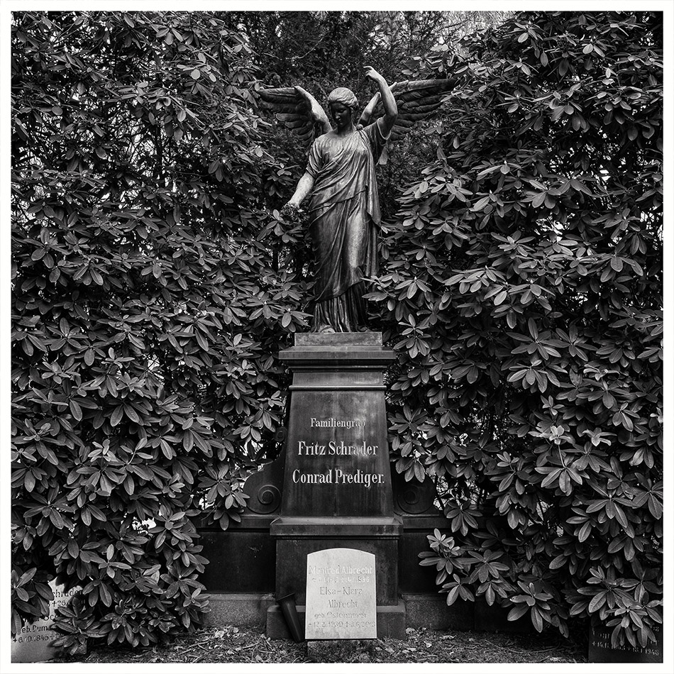 Grabmal Schrader/Prediger (1899) · Friedhof Ohlsdorf · Michael Wassenberg · 2017-03-26