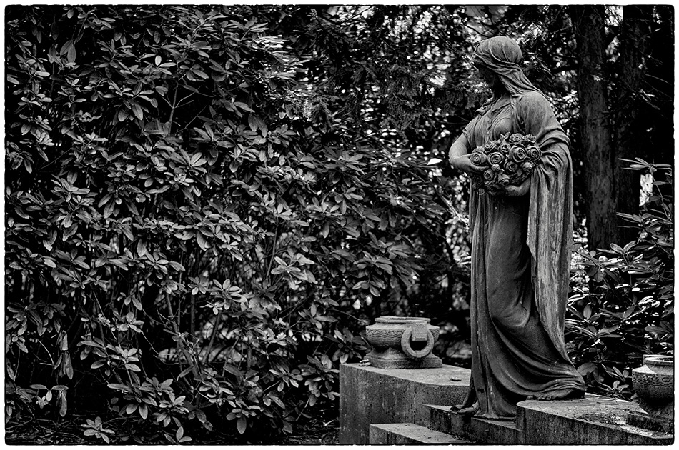 Grabmal Moelck-Rommelé (1914)· Friedhof Ohlsdorf · Michael Wassenberg · 2017-10-17