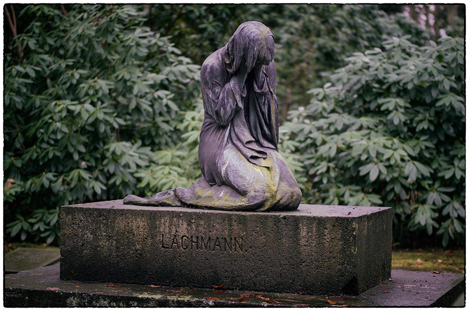 Grabmal Lachmann (1907) · Friedhof Ohlsdorf · Michael Wassenberg · 2017-12-25