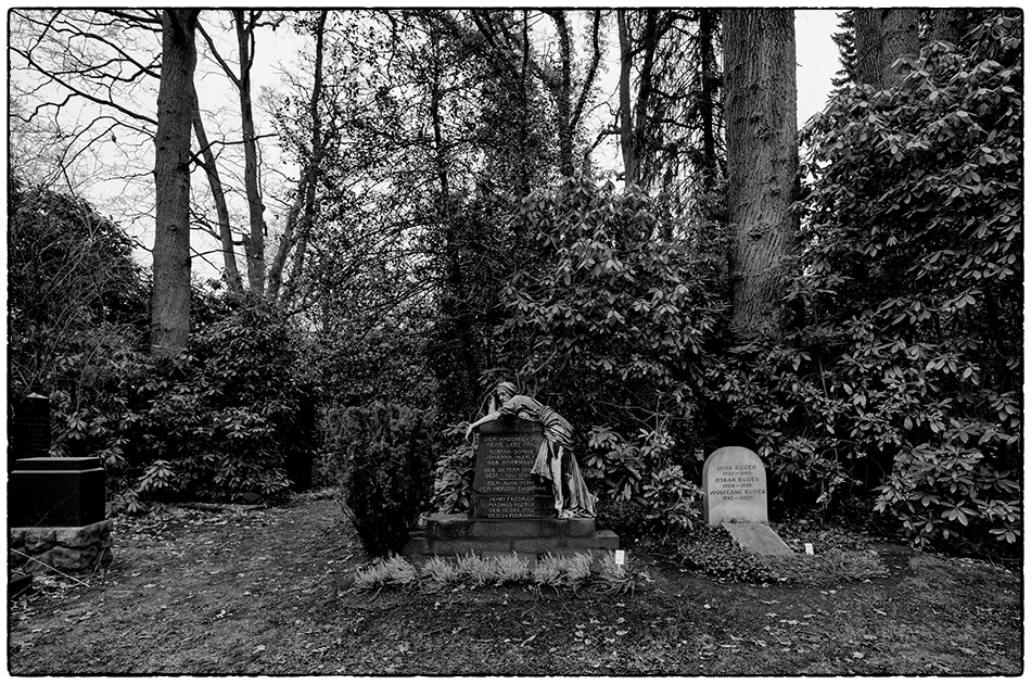 Grabmal Nuerck (1899) · Friedhof Ohlsdorf · Michael Wassenberg · 29.12.2019