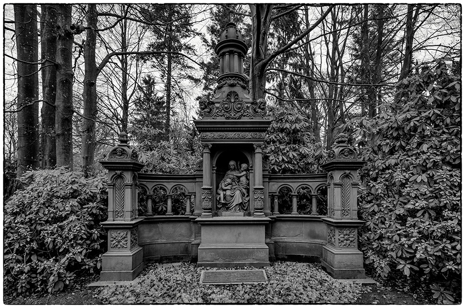 Grabmal Heye (1919) · Friedhof Ohlsdorf · Michael Wassenberg · 29.12.2019