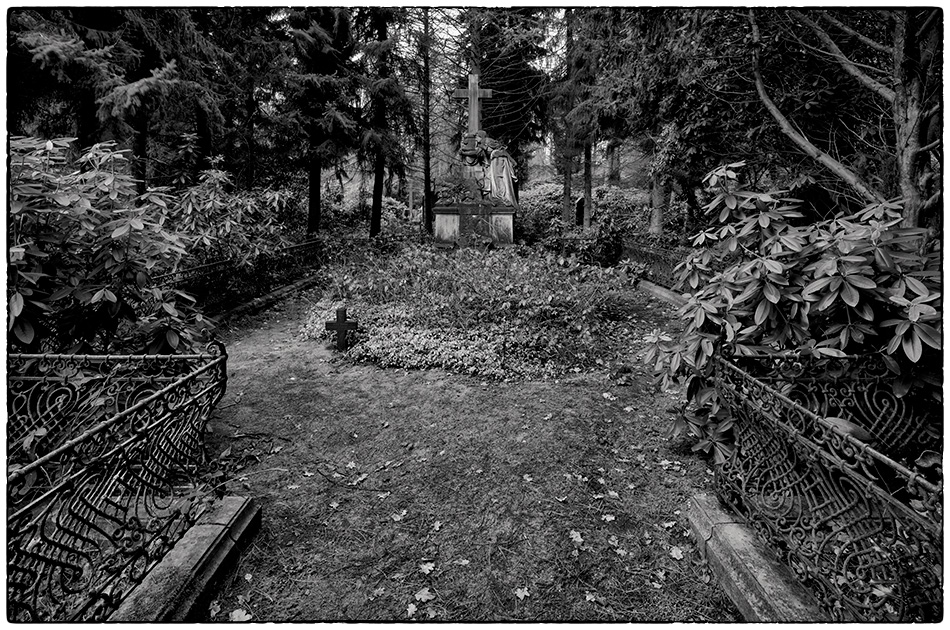 Grabmal Breuer (1899) · Friedhof Ohlsdorf · Michael Wassenberg · 29.12.2019