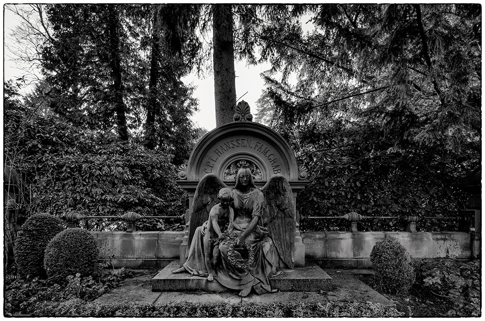 Grabanlage Hanssen · Friedhof Ohlsdorf · Michael Wassenberg · 19.01.2020