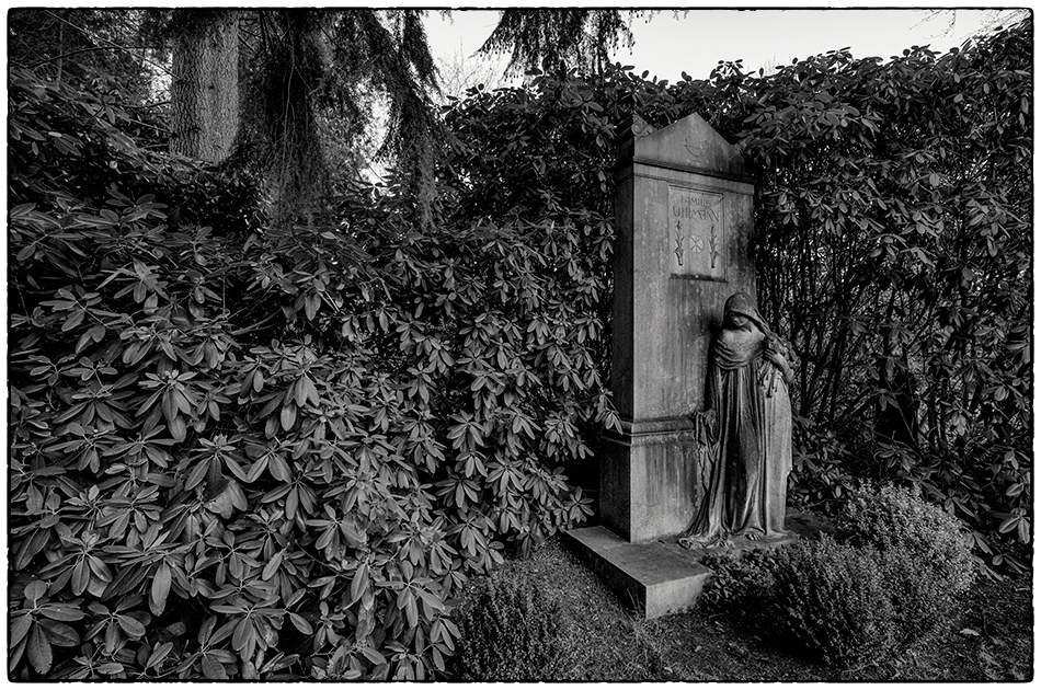 Grabmal Uhlmann (1906) · Friedhof Ohlsdorf · Michael Wassenberg · 19.01.2020