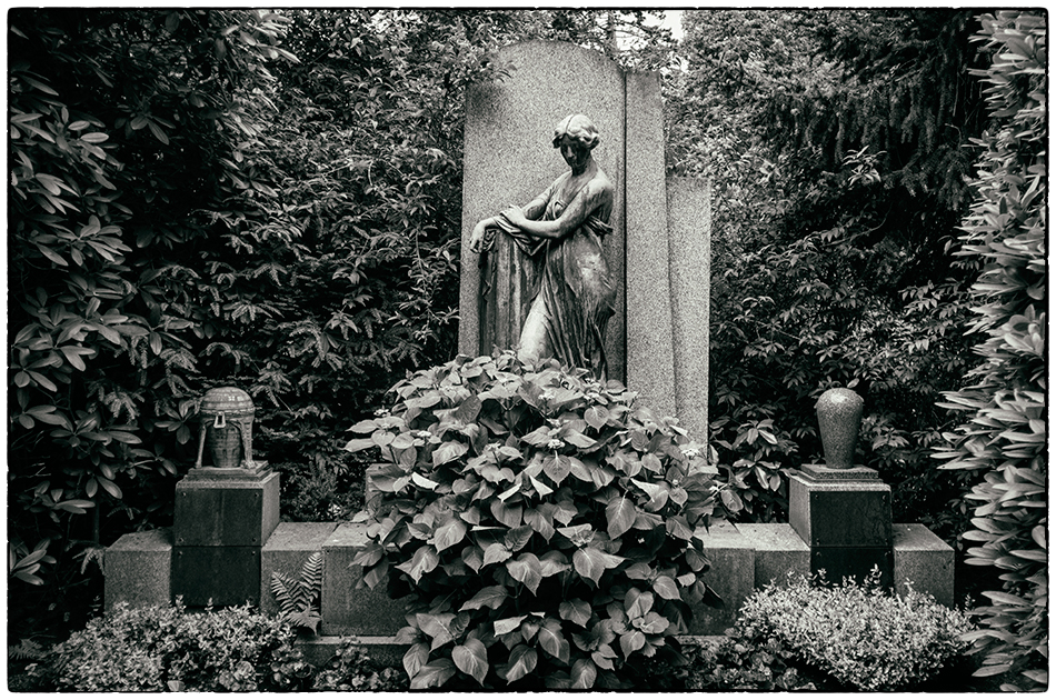 Grabmal Herwig (1909) · Friedhof Ohlsdorf · Michael Wassenberg · 16.06.2019