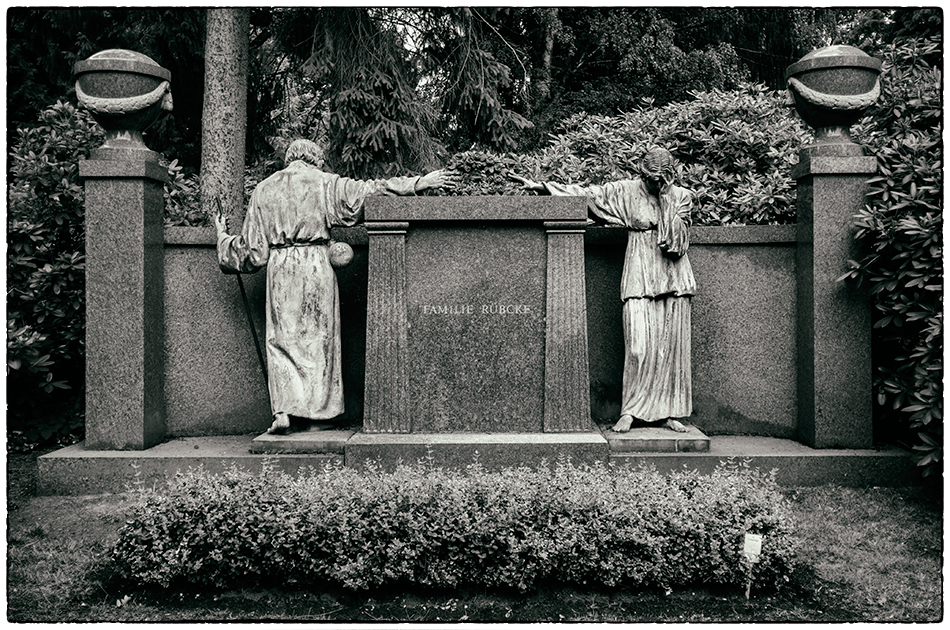 Grabmal Rübcke, ehemals Gerstenkorn (1909) · Friedhof Ohlsdorf · Michael Wassenberg · 16.06.2019