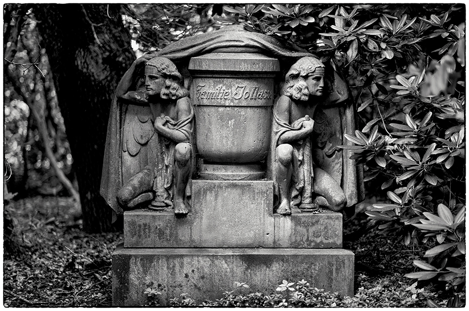 Grabmal Jollasse (1921) · Friedhof Ohlsdorf · Michael Wassenberg · 27.07.2020