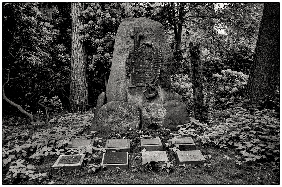 Grabmal Senator Carl Mathies (1907) · Friedhof Ohlsdorf · Michael Wassenberg · 06.06.2021