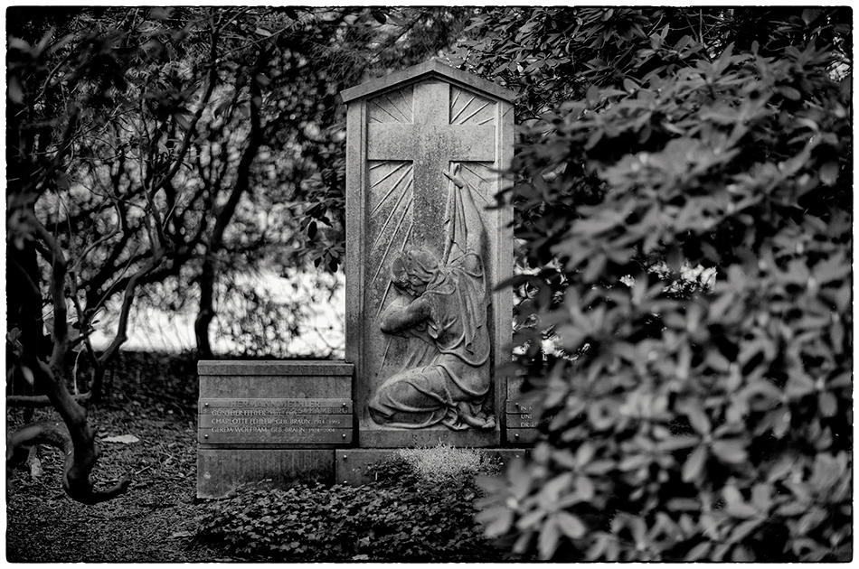 Grabmal Methler (1927) · Friedhof Ohlsdorf · Michael Wassenberg · 14.11.2021