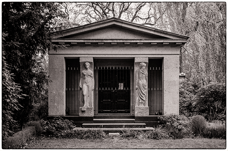 Mausoleum von Putkamer/Heymann (1912–1914) · Friedhof Ohlsdorf · Michael Wassenberg · 07.05.2022